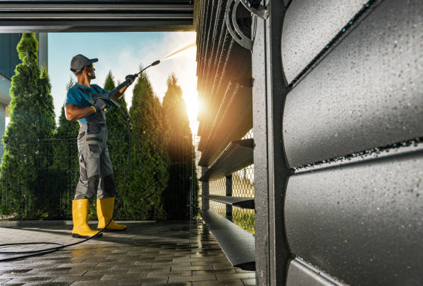 Why Choose Our Certified Pressure Washing Experts for Your Project Needs in Berryville, VA?